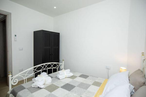 Elizabeth House Appartement Syracuse Buitenkant foto